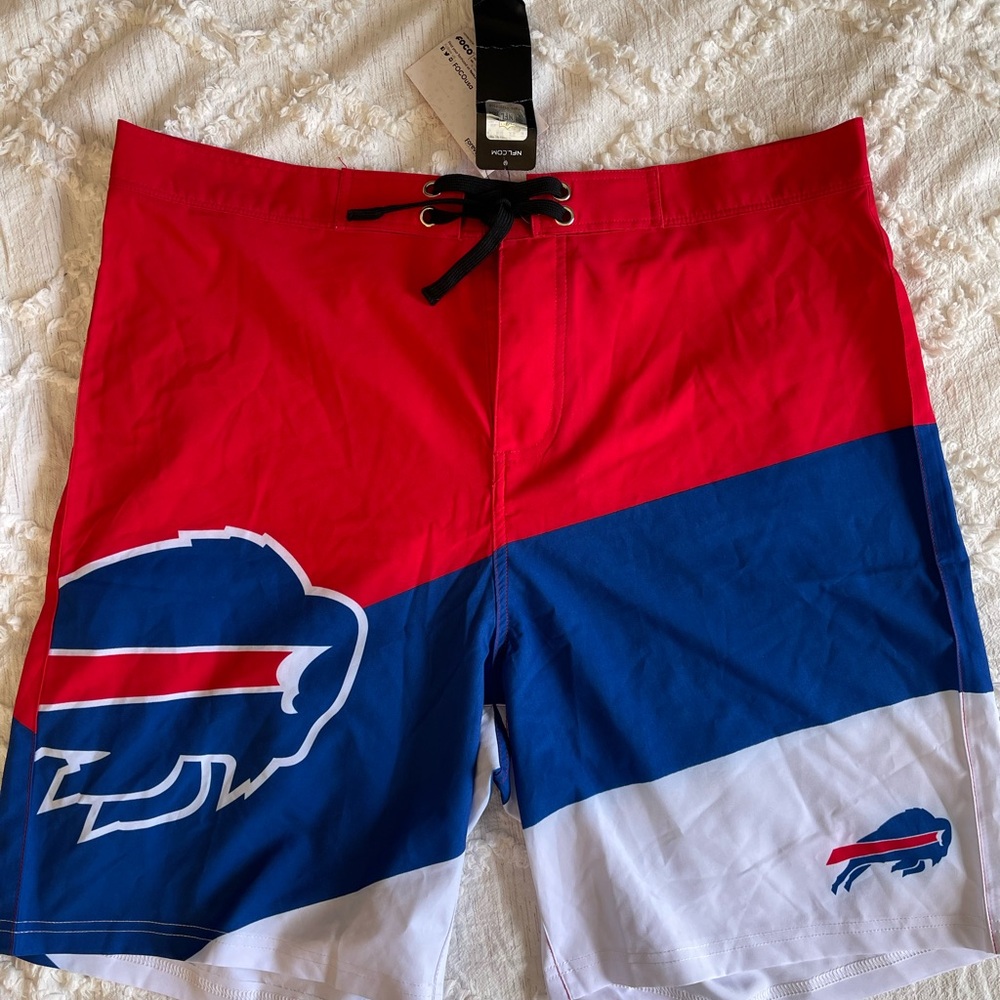 Men’s board shorts